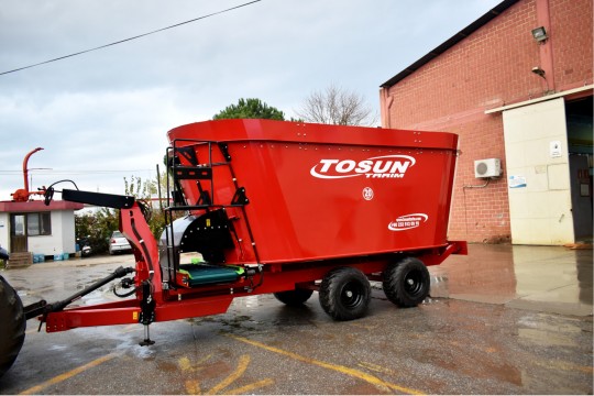 Dikey Yem Karma Makinası 20 m3 - Tosun Tarım Makinaları İzmir